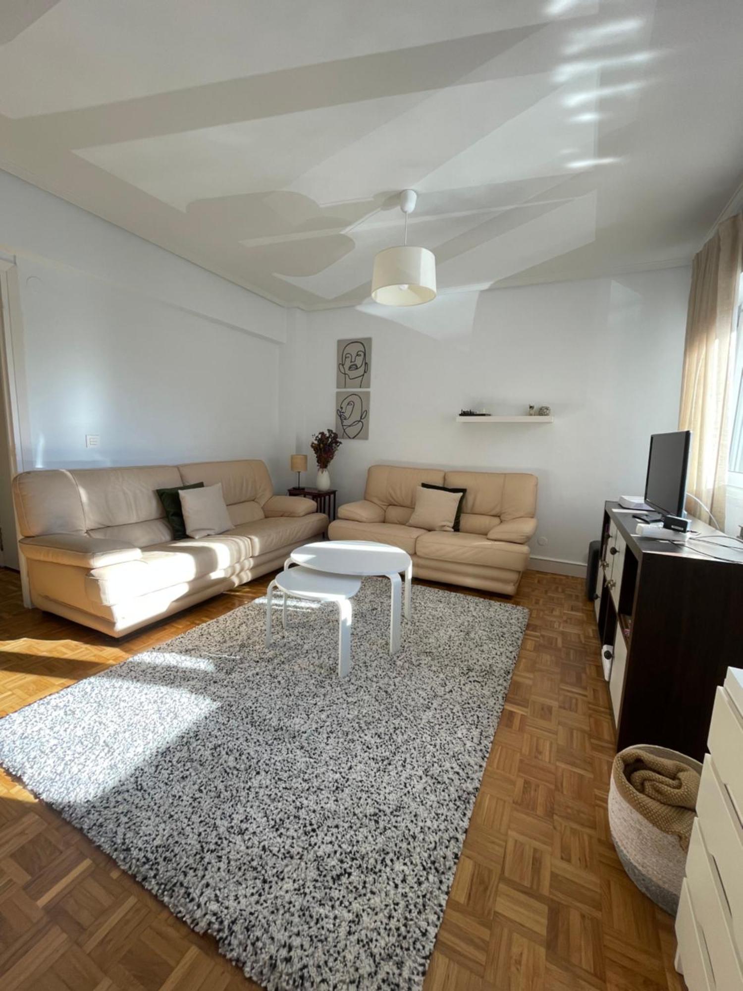En Getxo. Cercano Al Puerto Viejo Apartamento *